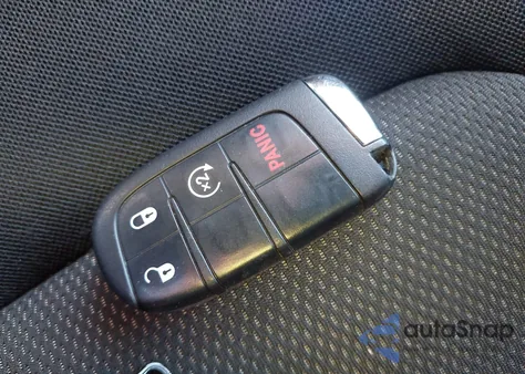 2020 Jeep Renegade North Edition 4X4 from USA, damaged, VIN ZACNJBAB3LPL49146